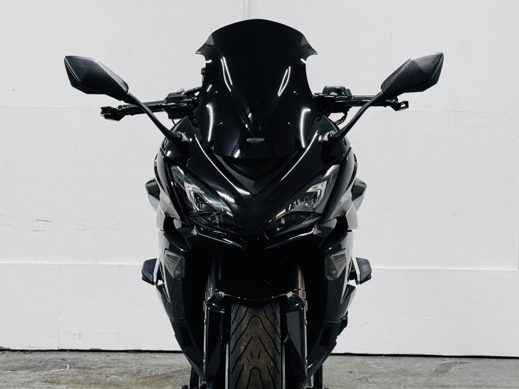 KAWASAKI NINJA 1000SX