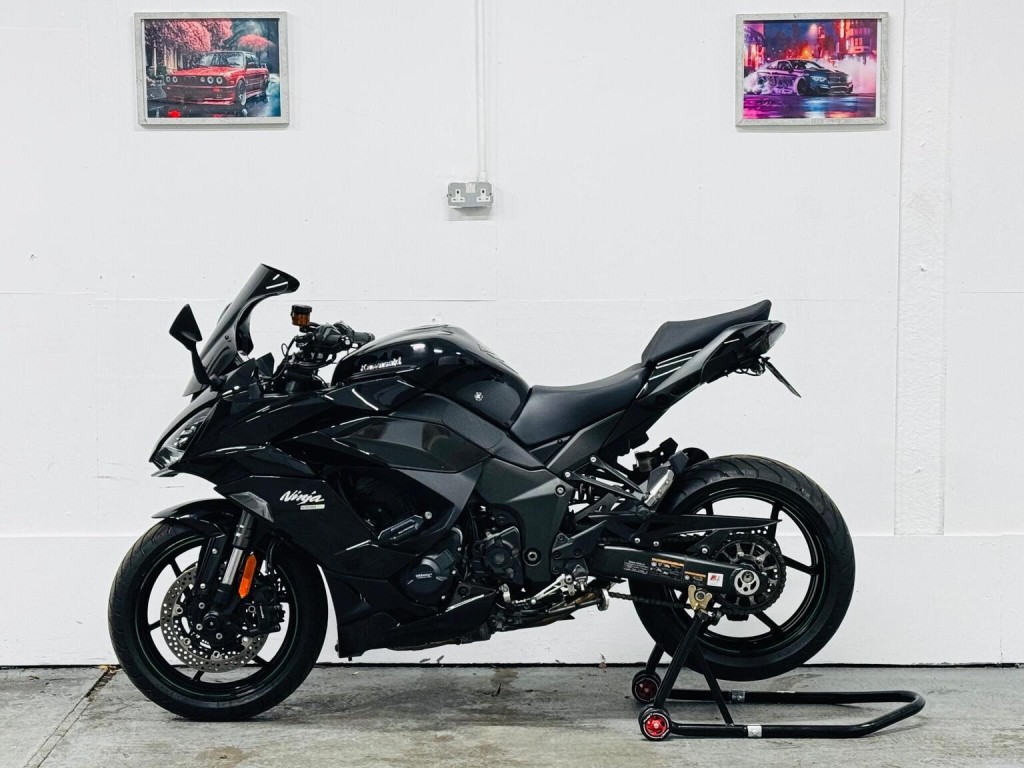 KAWASAKI NINJA 1000SX