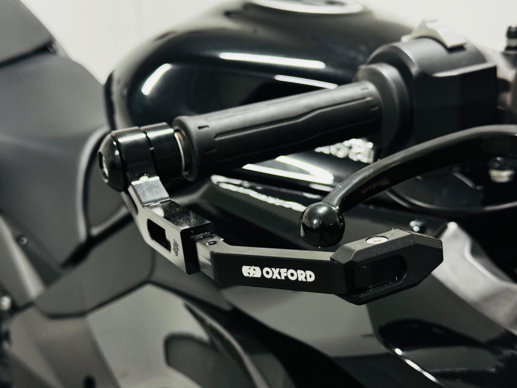 KAWASAKI NINJA 1000SX