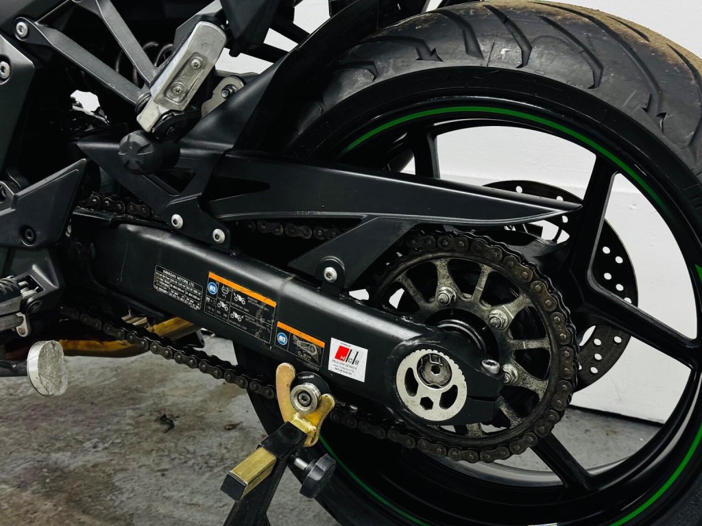 KAWASAKI NINJA 1000SX