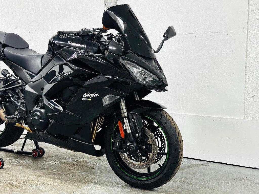KAWASAKI NINJA 1000SX