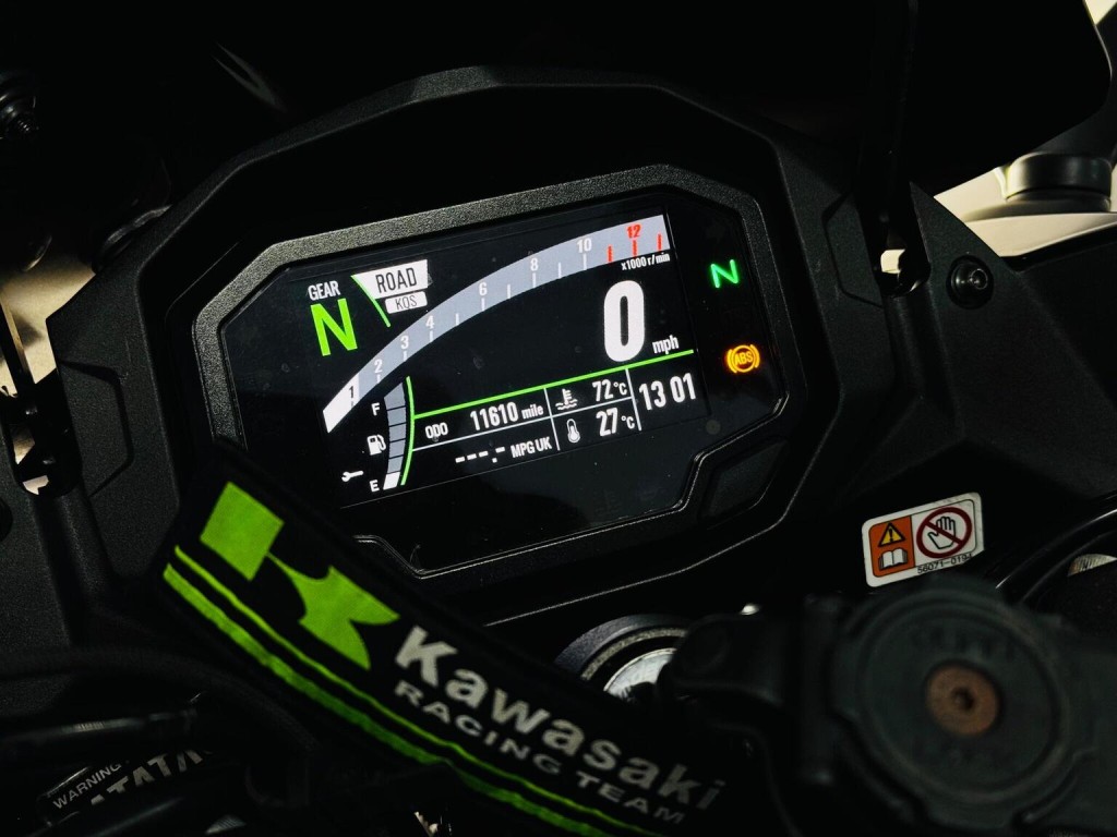 KAWASAKI NINJA 1000SX