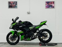 KAWASAKI Ninja 650