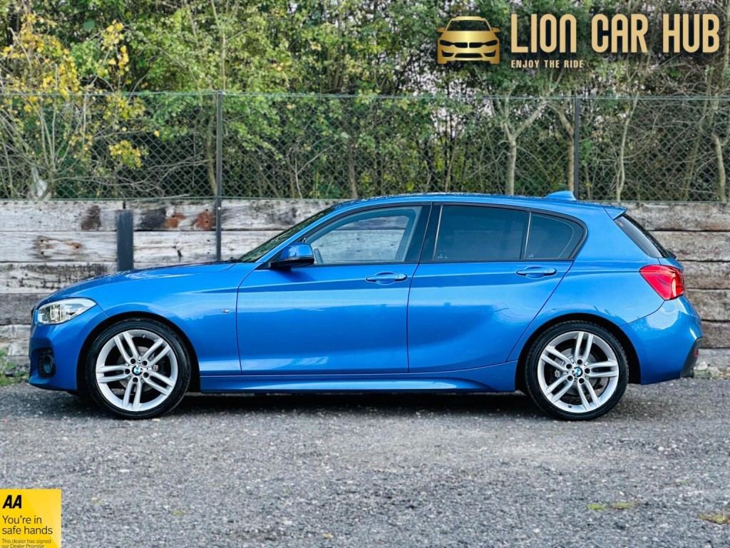 BMW 1 SERIES