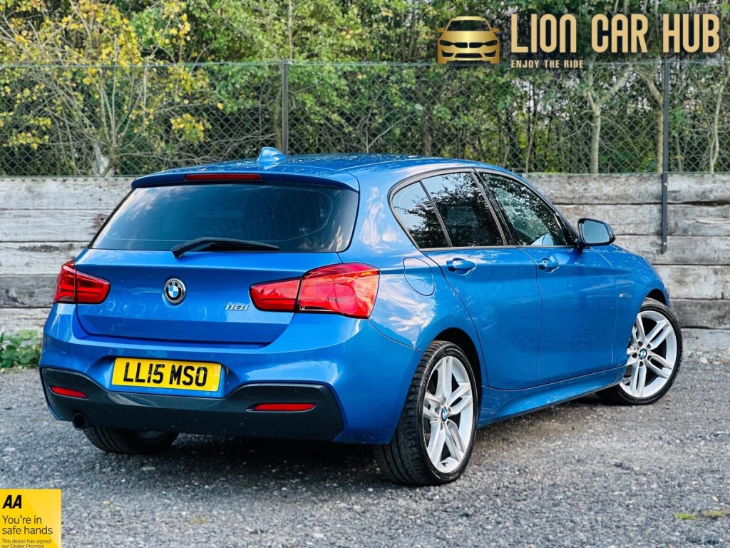 BMW 1 SERIES