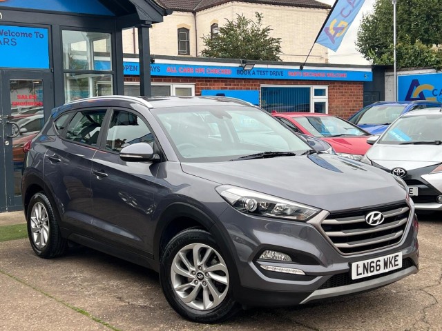 HYUNDAI TUCSON