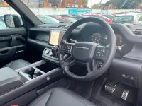 LAND ROVER DEFENDER 110