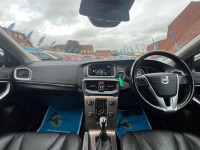 VOLVO V40 CROSS COUNTRY