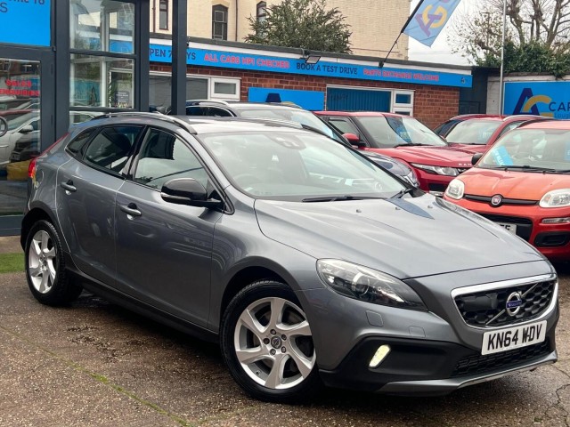 VOLVO V40 CROSS COUNTRY