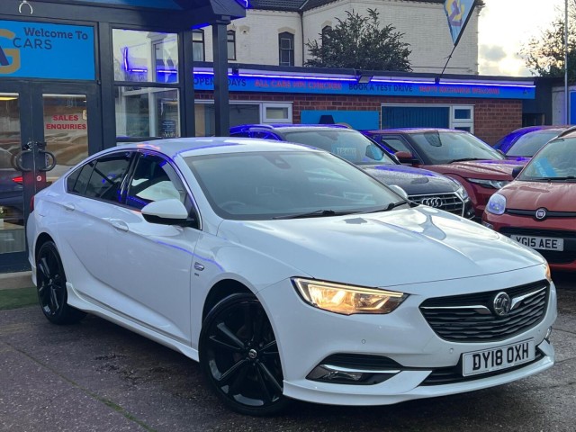 VAUXHALL INSIGNIA