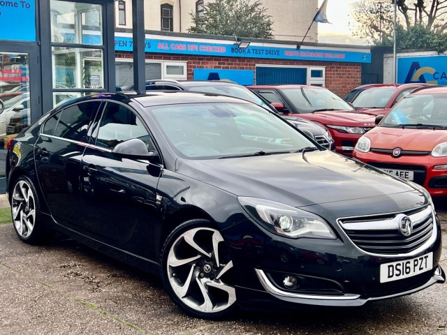 VAUXHALL INSIGNIA