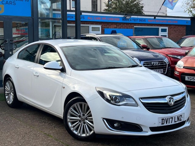 VAUXHALL INSIGNIA