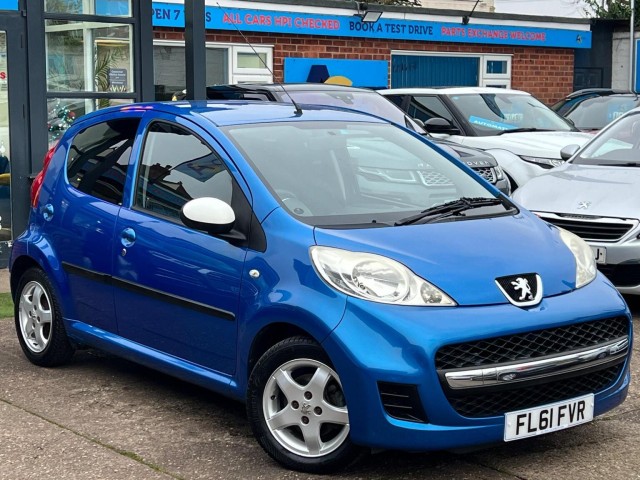 PEUGEOT 107