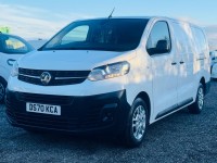 VAUXHALL VIVARO