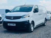 VAUXHALL VIVARO