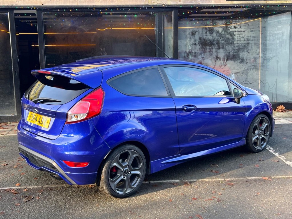 FORD FIESTA