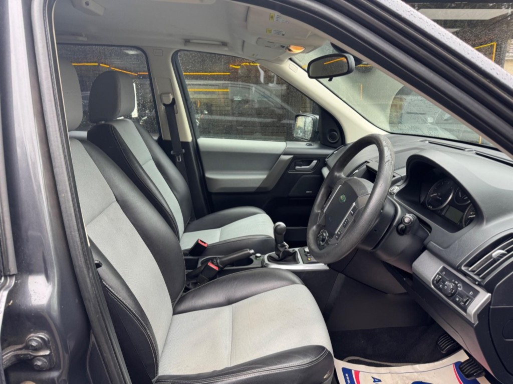 LAND ROVER FREELANDER 2