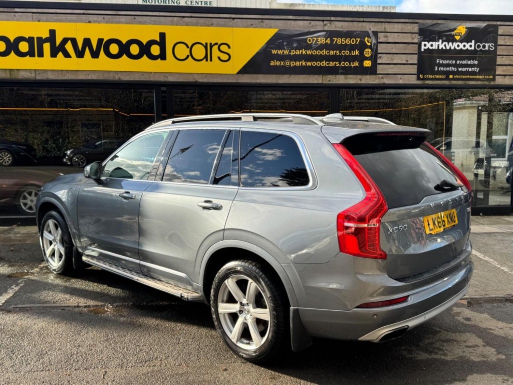 VOLVO XC90
