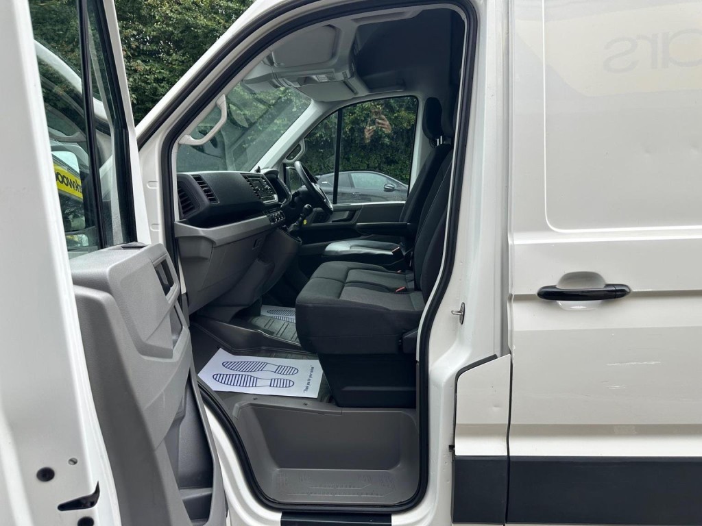 VOLKSWAGEN CRAFTER