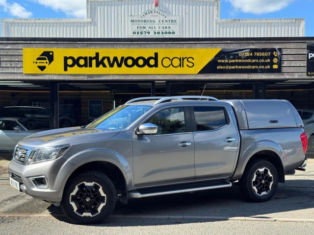 NISSAN NAVARA