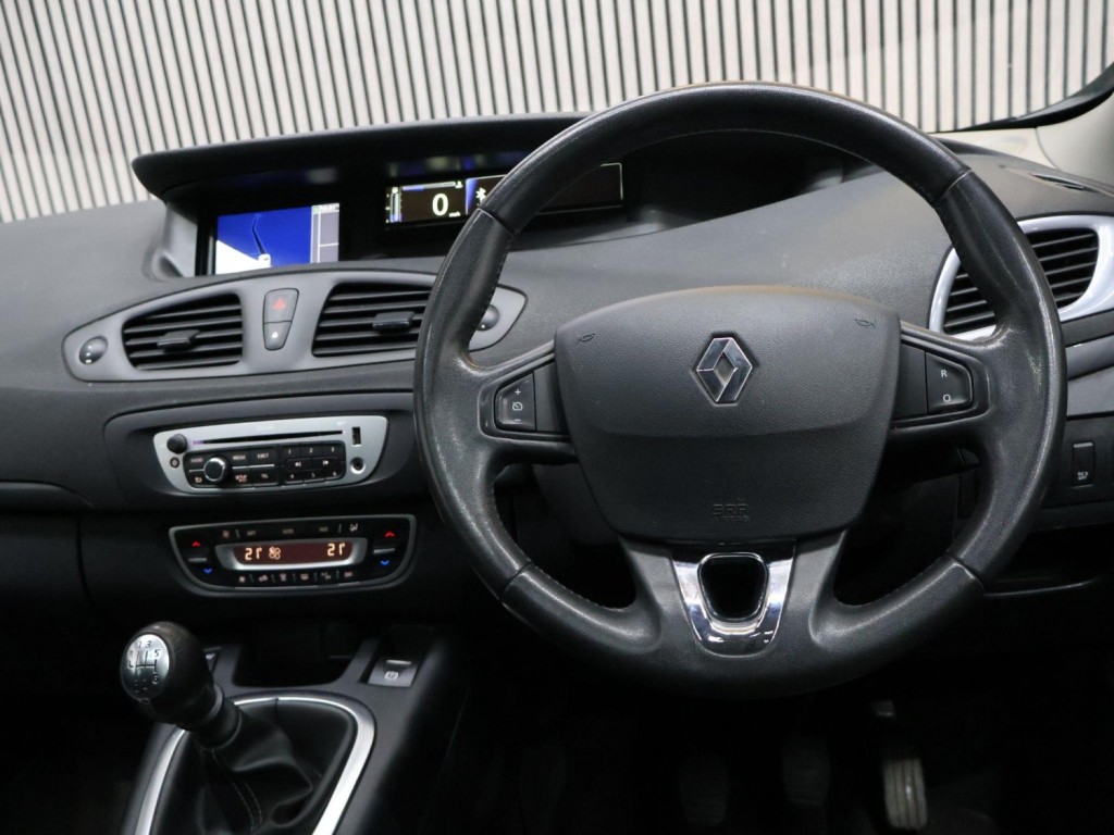 RENAULT GRAND SCENIC