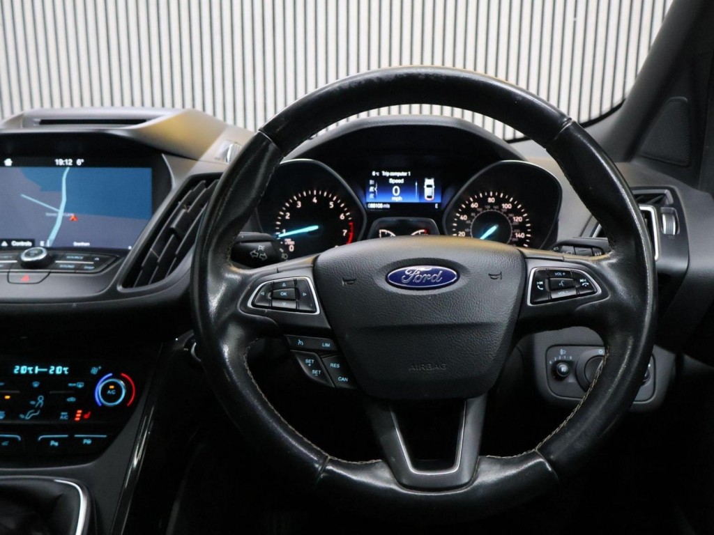 FORD KUGA