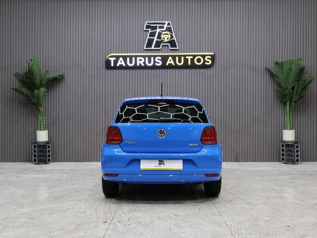 VOLKSWAGEN POLO