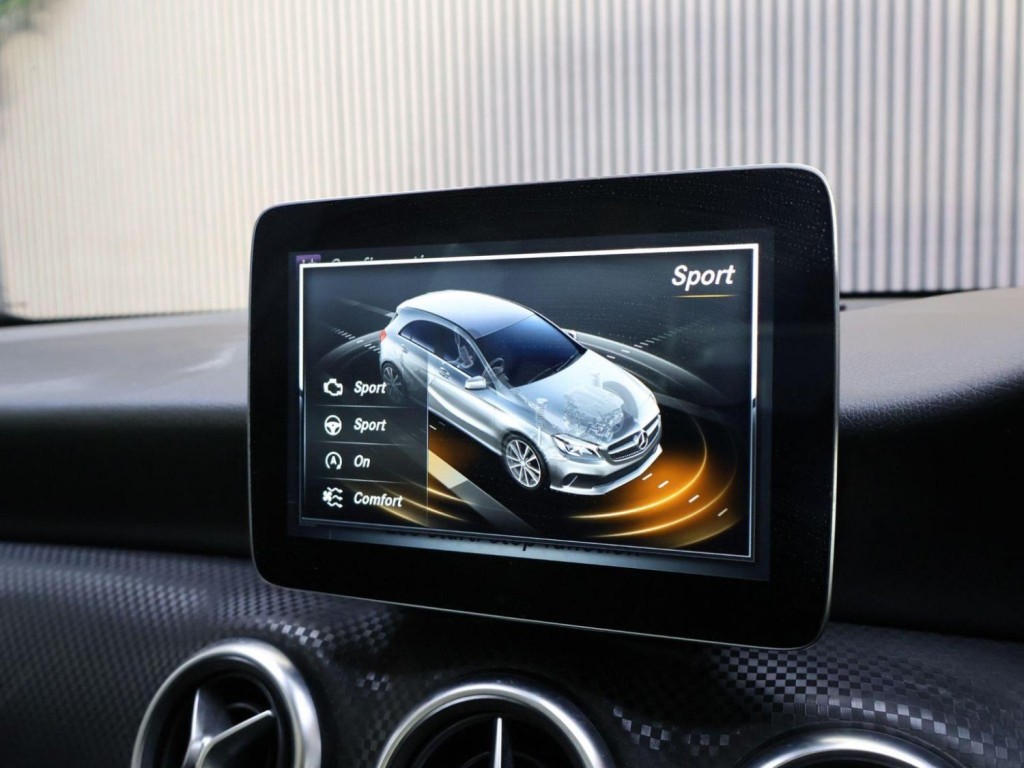 MERCEDES-BENZ A CLASS