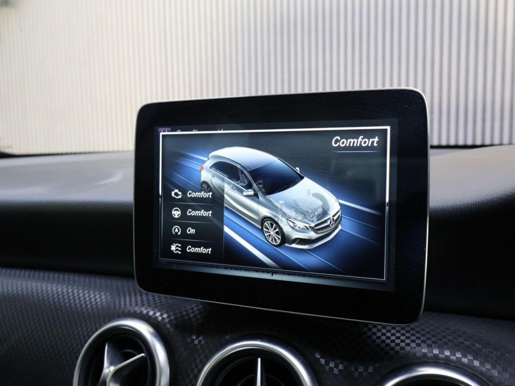 MERCEDES-BENZ A CLASS