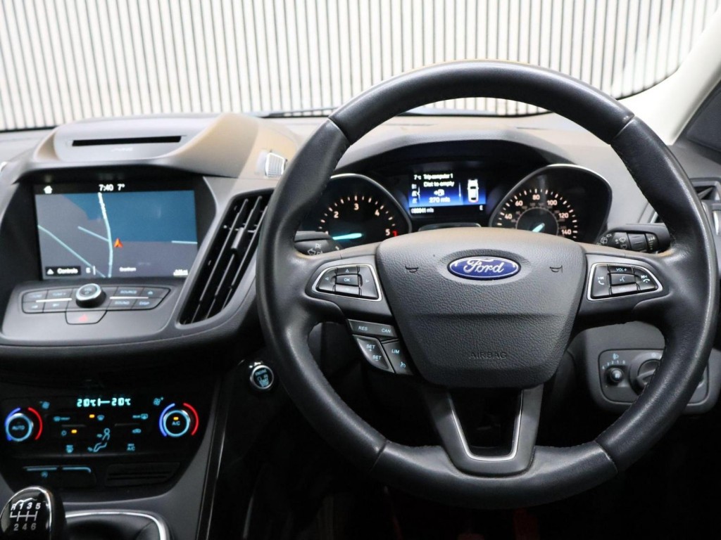 FORD KUGA