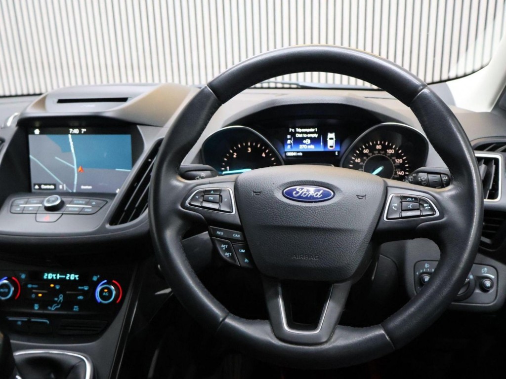 FORD KUGA