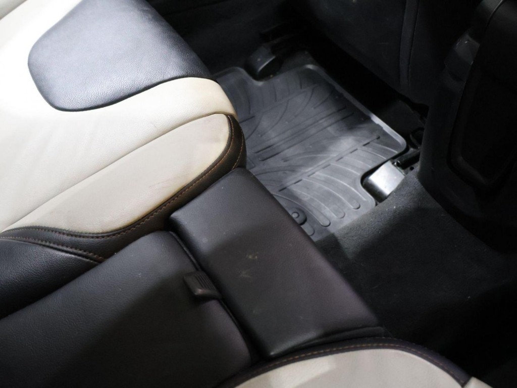 VOLVO V40 CROSS COUNTRY