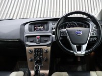 VOLVO V40 CROSS COUNTRY