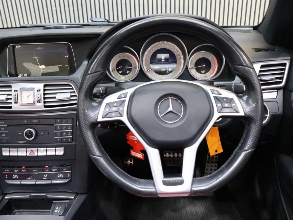 MERCEDES-BENZ E CLASS