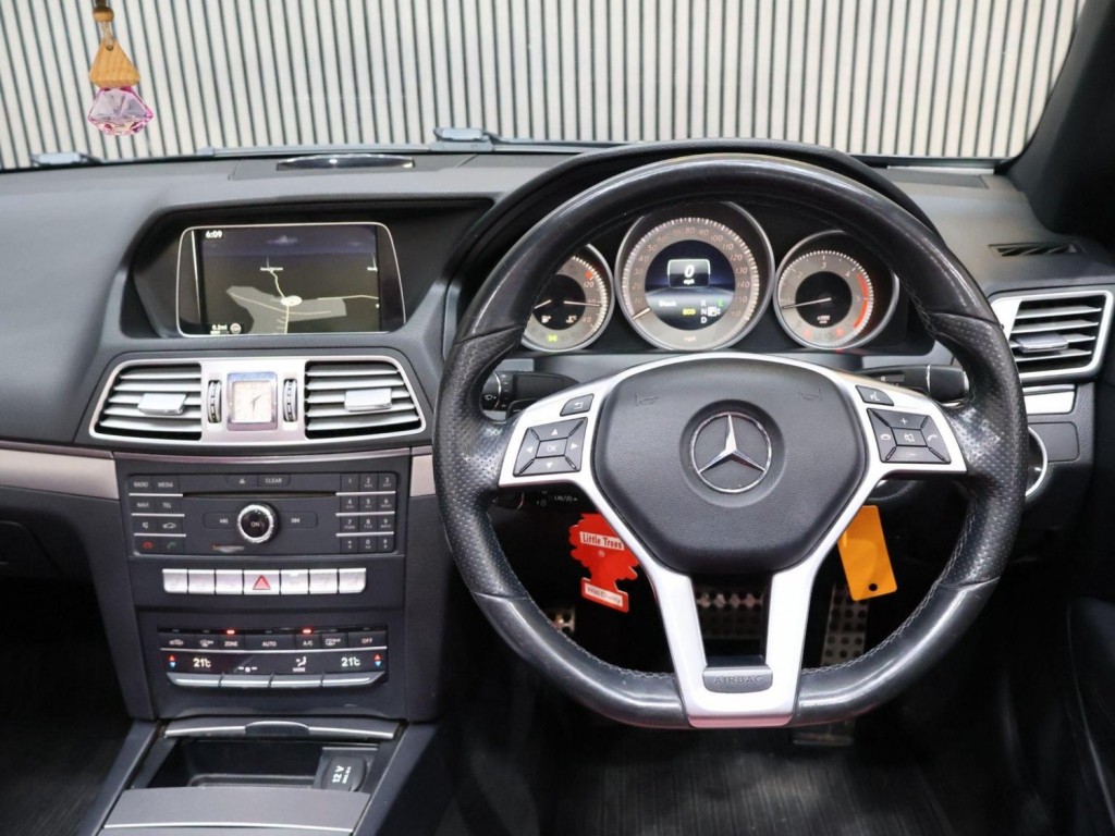 MERCEDES-BENZ E CLASS