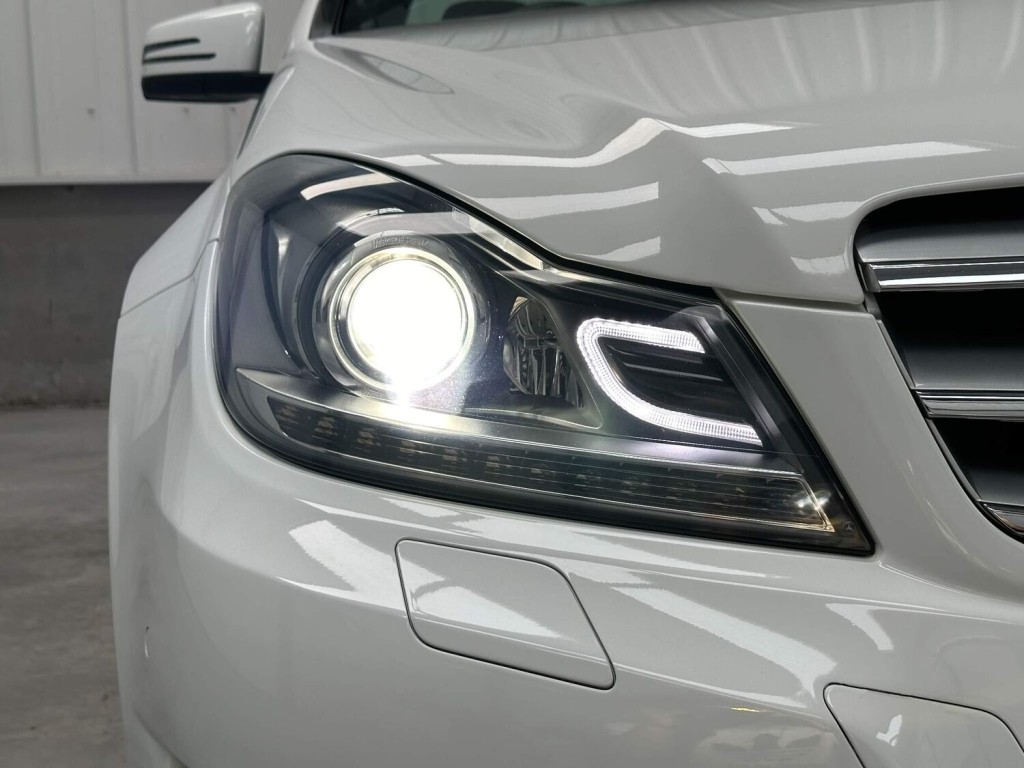 View MERCEDES-BENZ C CLASS 2.1 C220 CDI BlueEfficiency AMG Sport Plus G-Tronic+ Euro 5 (s/s) 4dr