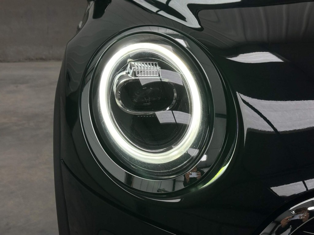 View MINI HATCH 1.5 One Classic Euro 6 (s/s) 3dr