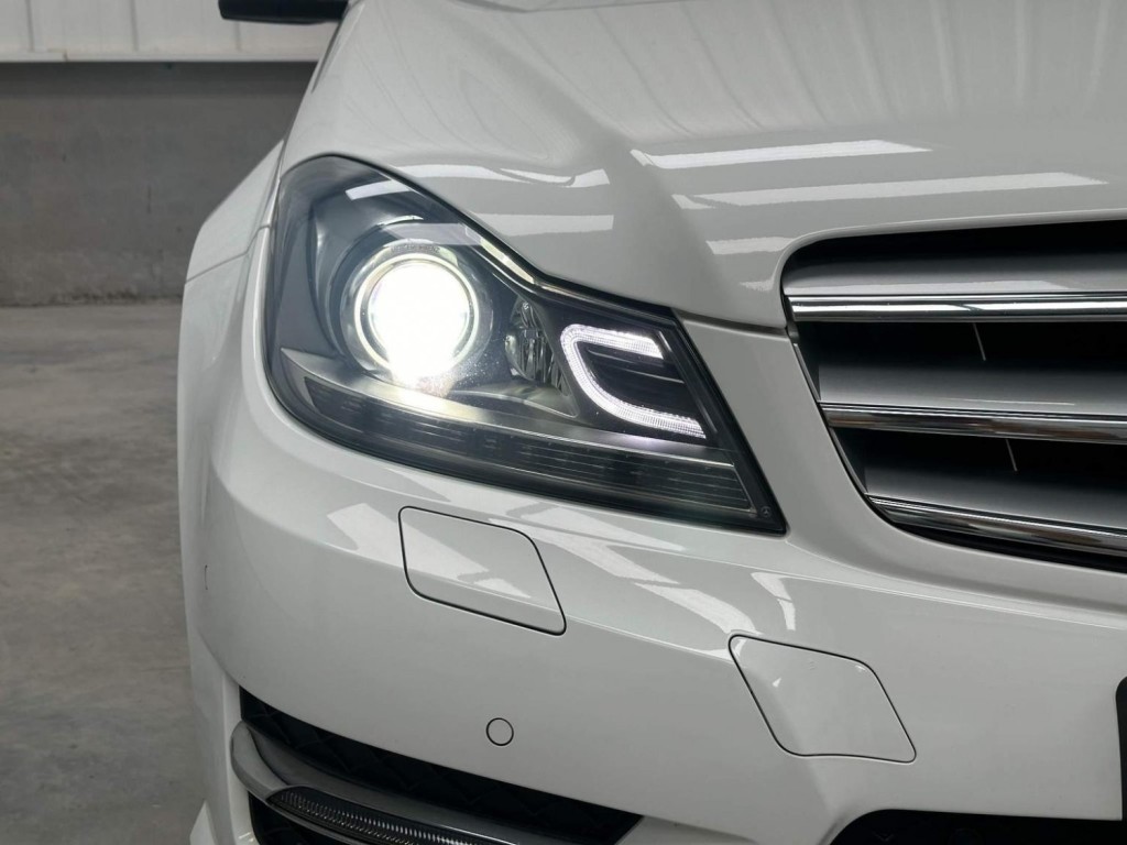 View MERCEDES-BENZ C CLASS 2.1 C220 CDI AMG Sport Plus G-Tronic+ Euro 5 (s/s) 4dr