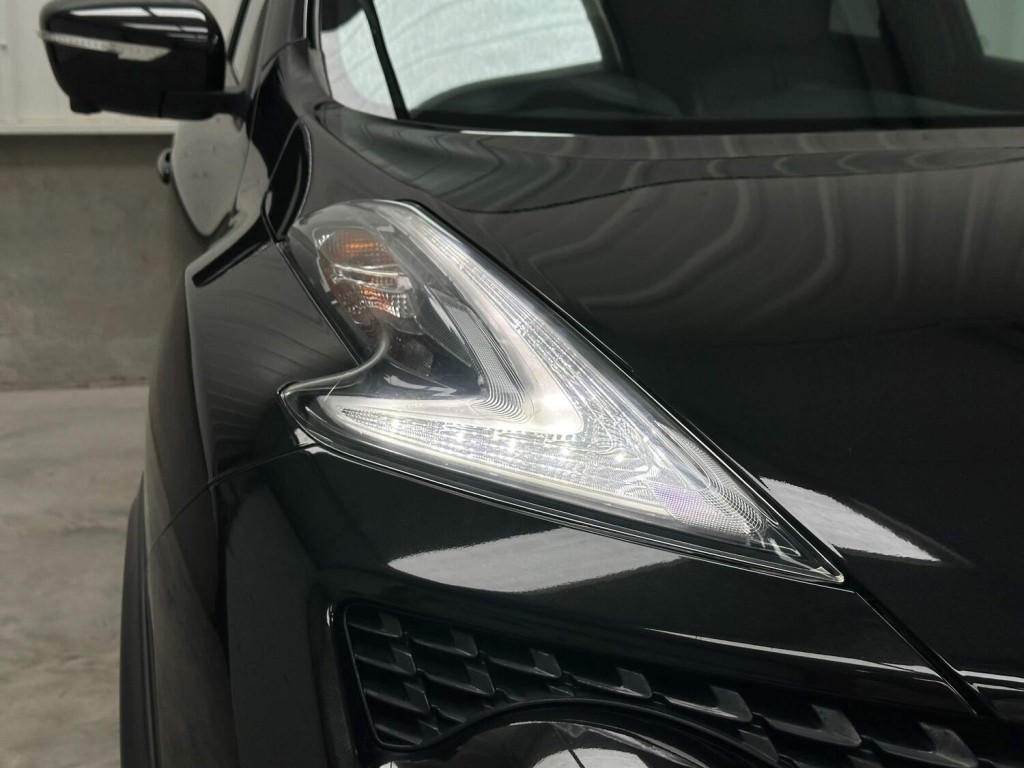 View NISSAN JUKE 1.2 DIG-T Tekna Euro 6 (s/s) 5dr