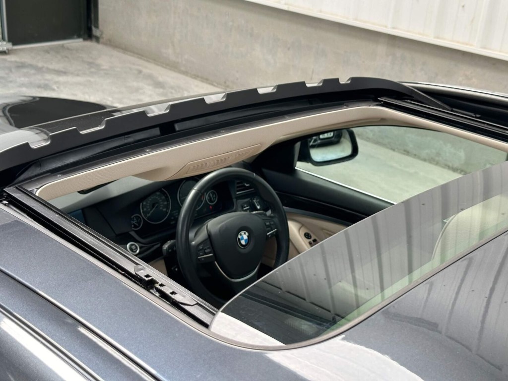 View BMW 5 SERIES 3.0 535d SE Steptronic Euro 5 4dr