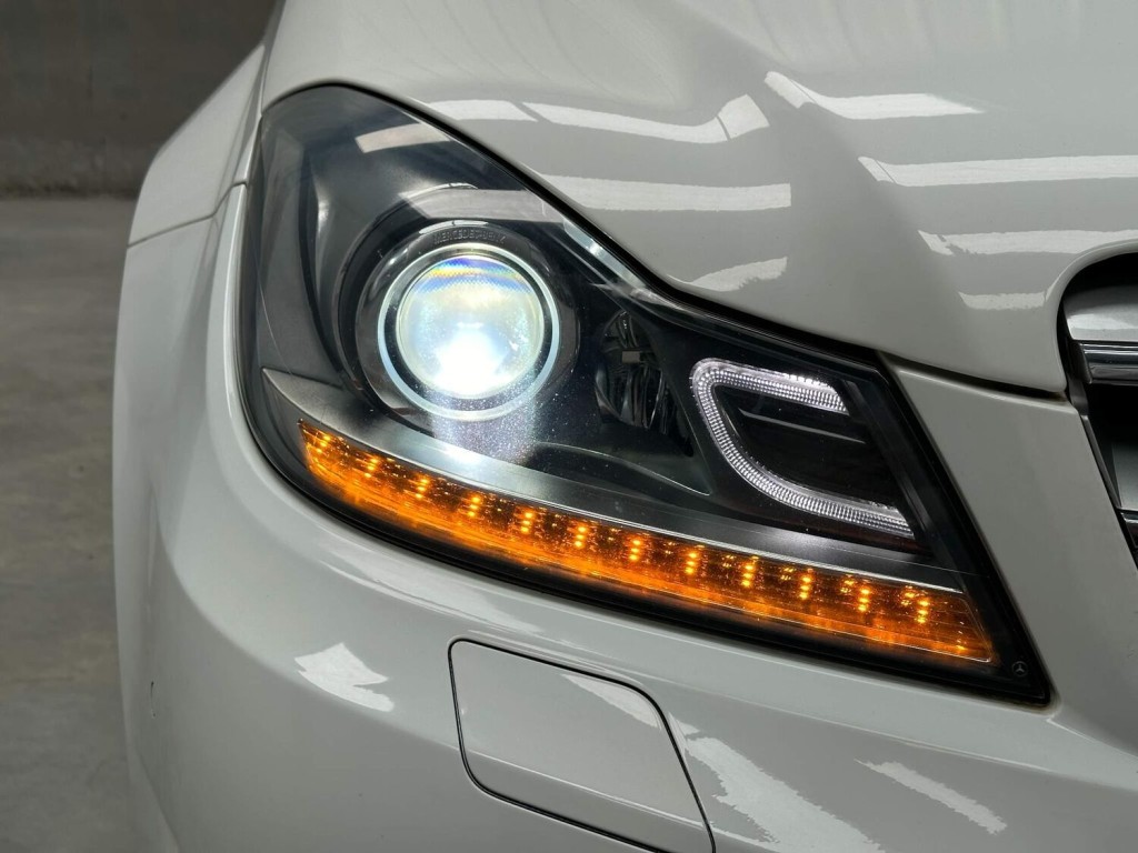 View MERCEDES-BENZ C CLASS 3.0 C350 CDI V6 BlueEfficiency AMG Sport Plus G-Tronic Euro 5 (s/s) 4dr