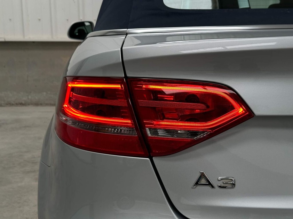 View AUDI A3 1.6 TDI S line Euro 5 (s/s) 2dr