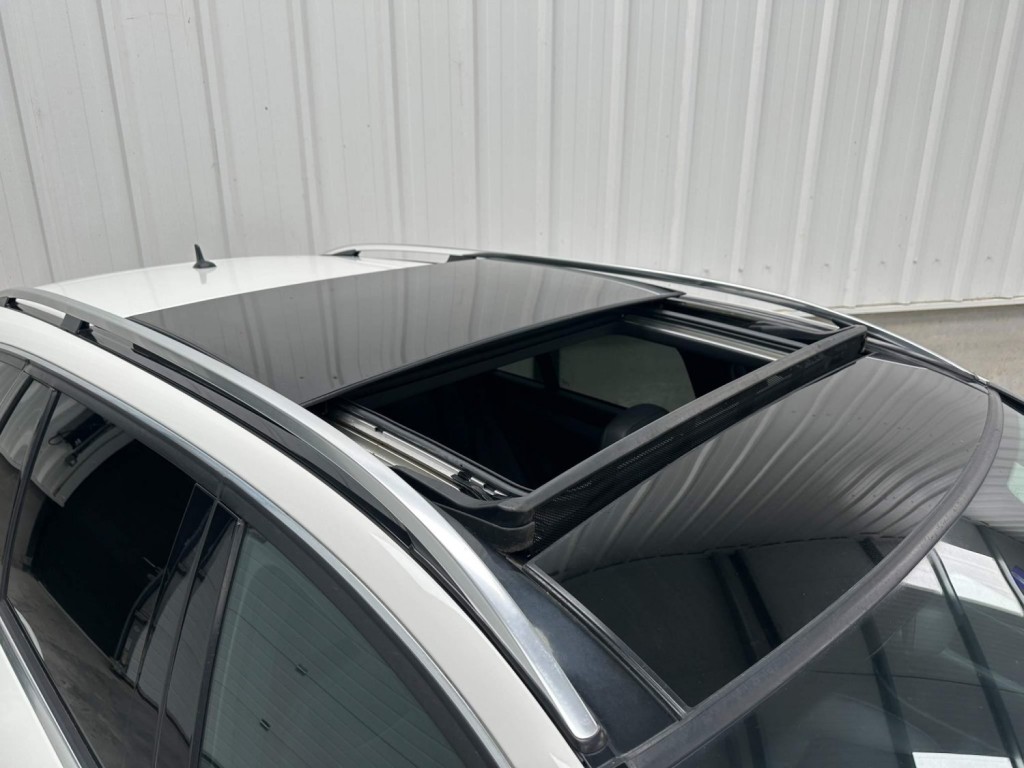 View MERCEDES-BENZ C CLASS 2.1 C220 CDI BlueEfficiency Sport G-Tronic+ Euro 5 (s/s) 5dr