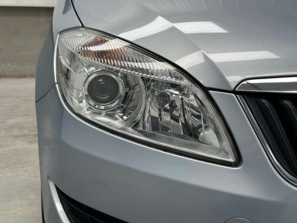 View SKODA FABIA 1.6 TDI SE Euro 5 5dr