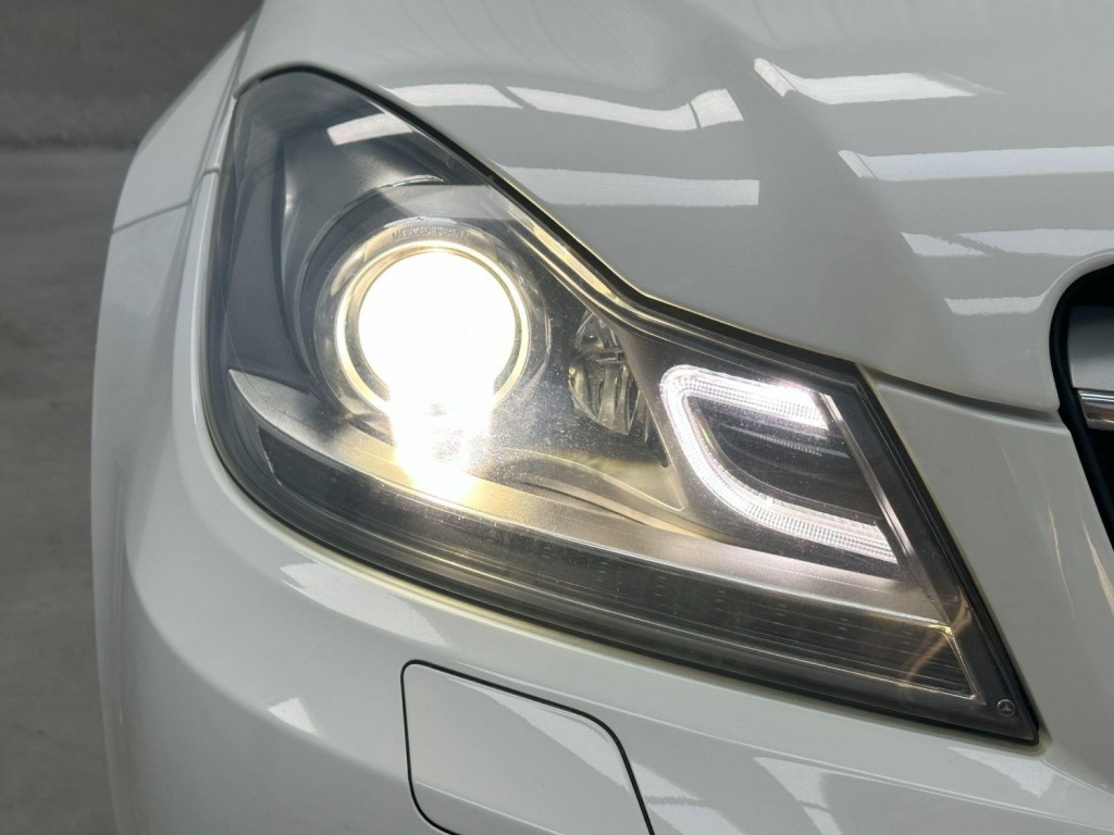 View MERCEDES-BENZ C CLASS 2.1 C220 CDI Executive SE G-Tronic+ Euro 5 (s/s) 2dr