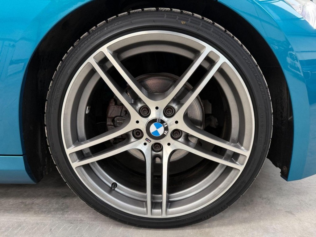 View BMW 3 SERIES 2.0 320i M Sport Euro 5 (s/s) 2dr