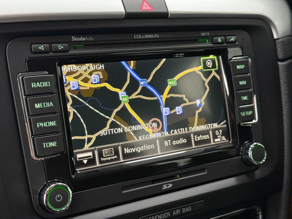 View SKODA SUPERB 2.0 TDI Elegance DSG Euro 5 5dr