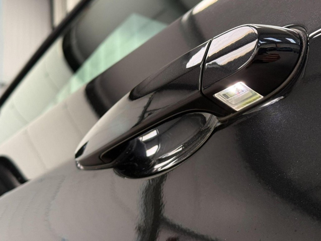 View BMW 3 SERIES 2.0 320i M Sport Steptronic Euro 5 2dr