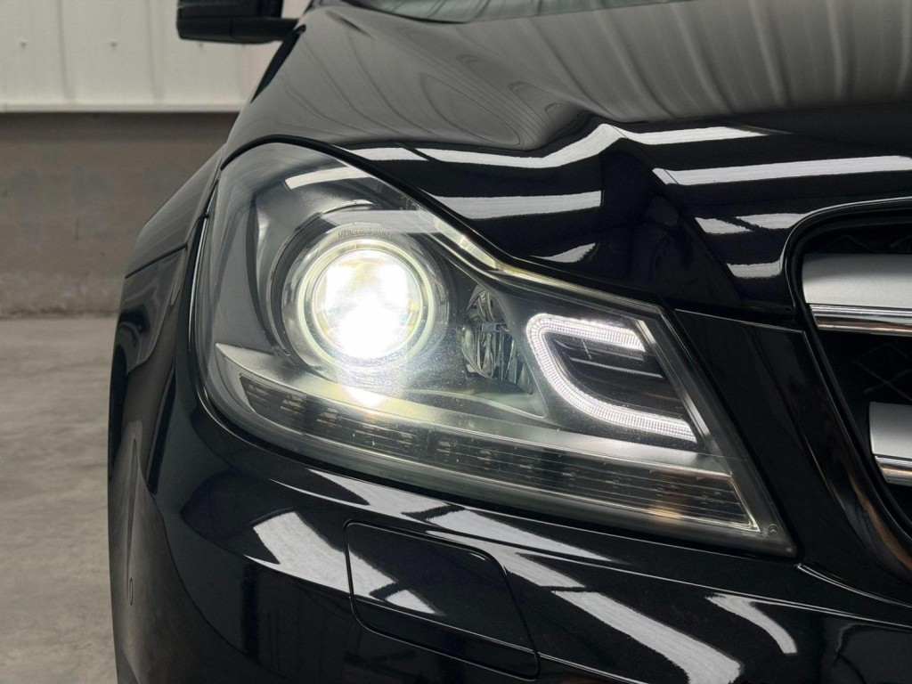 View MERCEDES-BENZ C CLASS 2.1 C250 CDI BlueEfficiency AMG Sport G-Tronic+ Euro 5 (s/s) 2dr