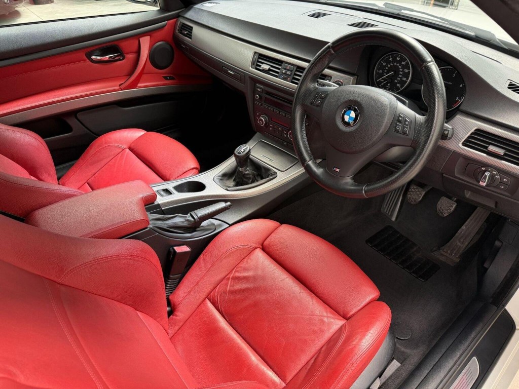 View BMW 3 SERIES 2.0 320d M Sport Euro 5 (s/s) 2dr